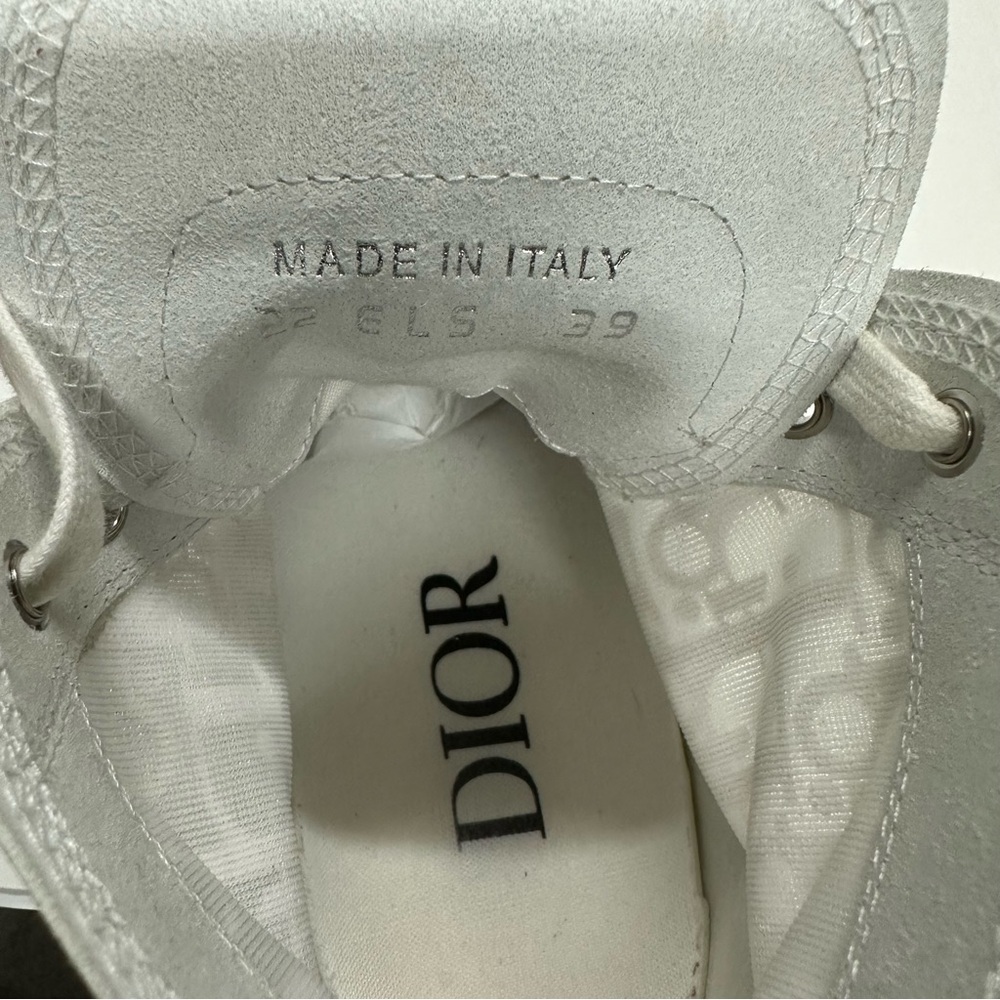 Dior Authentic M-B23 Oblique High-Top Sneaker - Picture 3 of 9